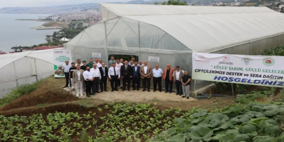 Akçaabat’ta 10 Yeni Modern Sera Kuruldu