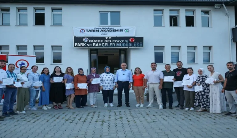 Düzce Tarım Akademisinde İlk Hasat Coşkusu