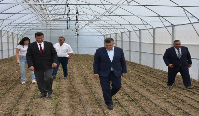 Sinop’ta Çiftçilere 17 Milyon TL’lik %70 Hibeli Tarım Makinesi ve Sera Desteği