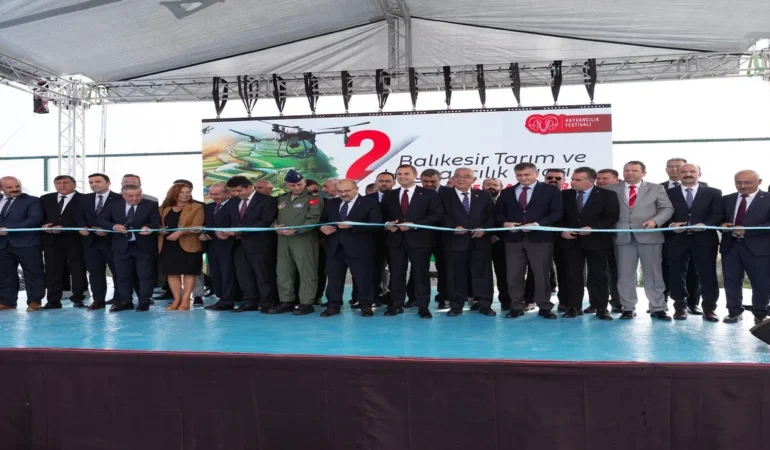 2. Balıkesir Tarım ve Hayvancılık Fuarı Rekor Katılımla Tamamlandı
