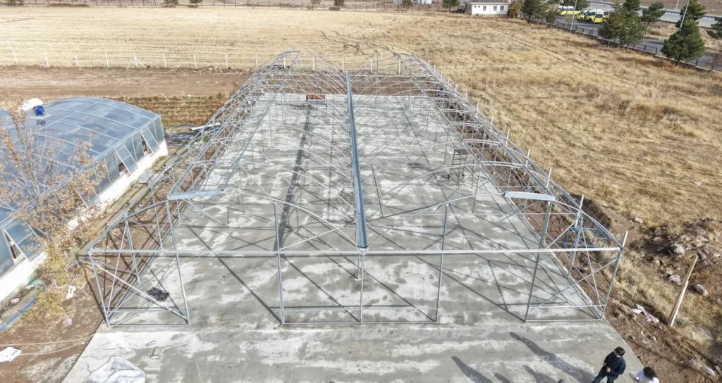 Kayseri_Develi_tek-akilli-sera2