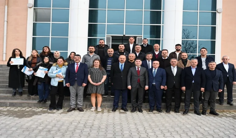 Batman’da Topraksız Tarım Eğitimi Tamamlandı