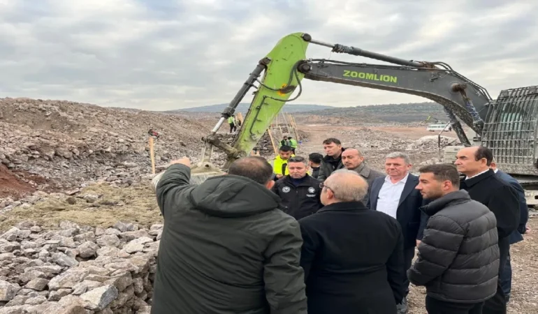 Gönen TDİOSB Bölgesi’nde Altyapı Çalışmaları Yerinde İncelendi