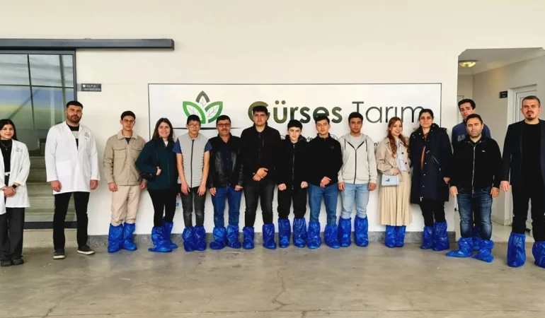 Hikmet Projesi ile Gençler Modern Seracılığı Yerinde Öğrendi