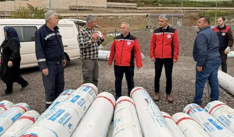 Karabük’te Alternatif Üretim Projesi ile 66 Ton Sera Örtüsü Dağıtıldı
